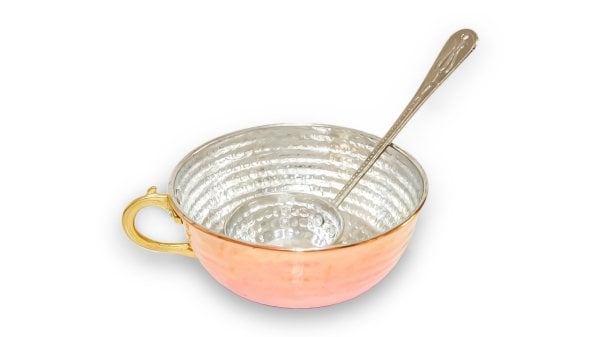 Soğuk Ayrana Çağıran Bakır Tas