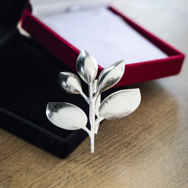 Handygoo Artemis Bakır Broş